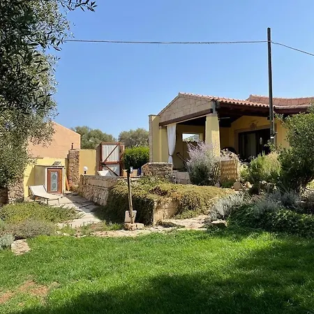Smeralda Πανσιόν 3*