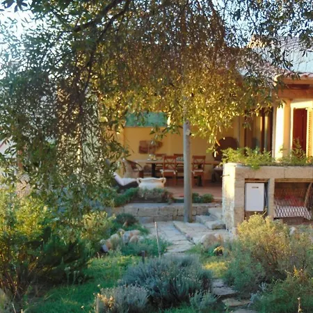 Гостьовий будинок Smeralda 3*