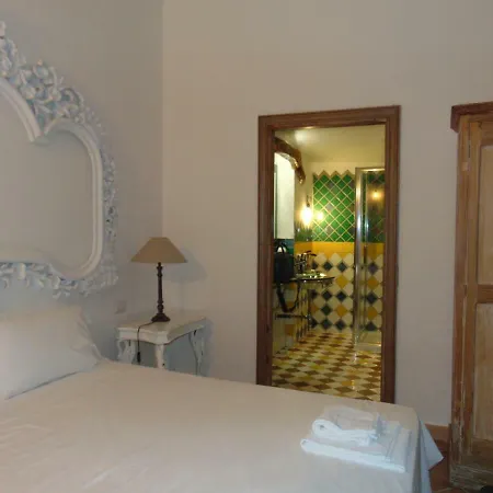 Гостьовий будинок Smeralda 3*